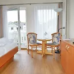 R&r Strandallee 3*
