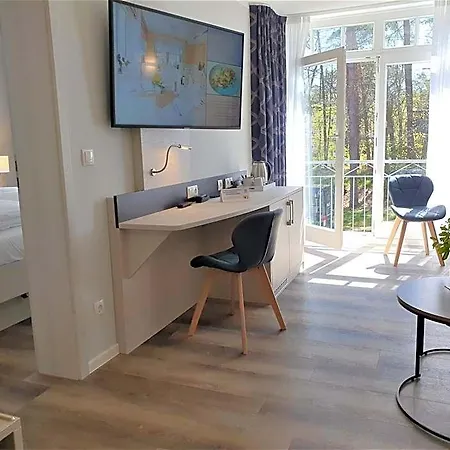 R&r Strandallee Hotell