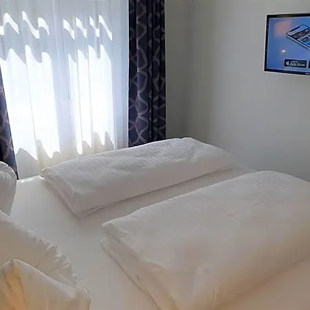 R&r Strandallee Hotell