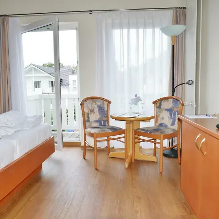 R&r Strandallee 3*