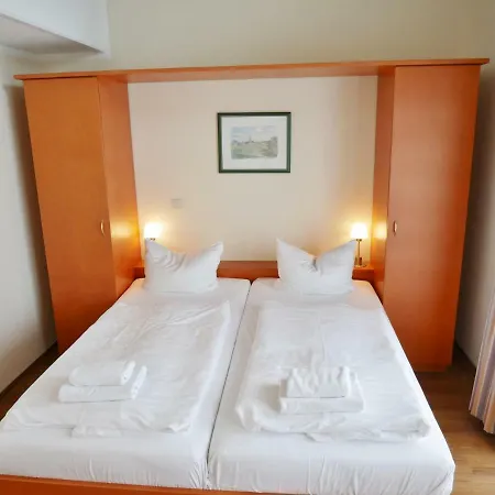 R&r Strandallee Hotel Baabe